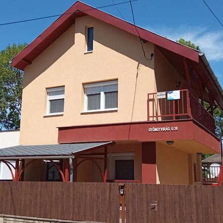 Gyoengyvirag Apartmanhaz Hajduszoboszlo Luaran gambar