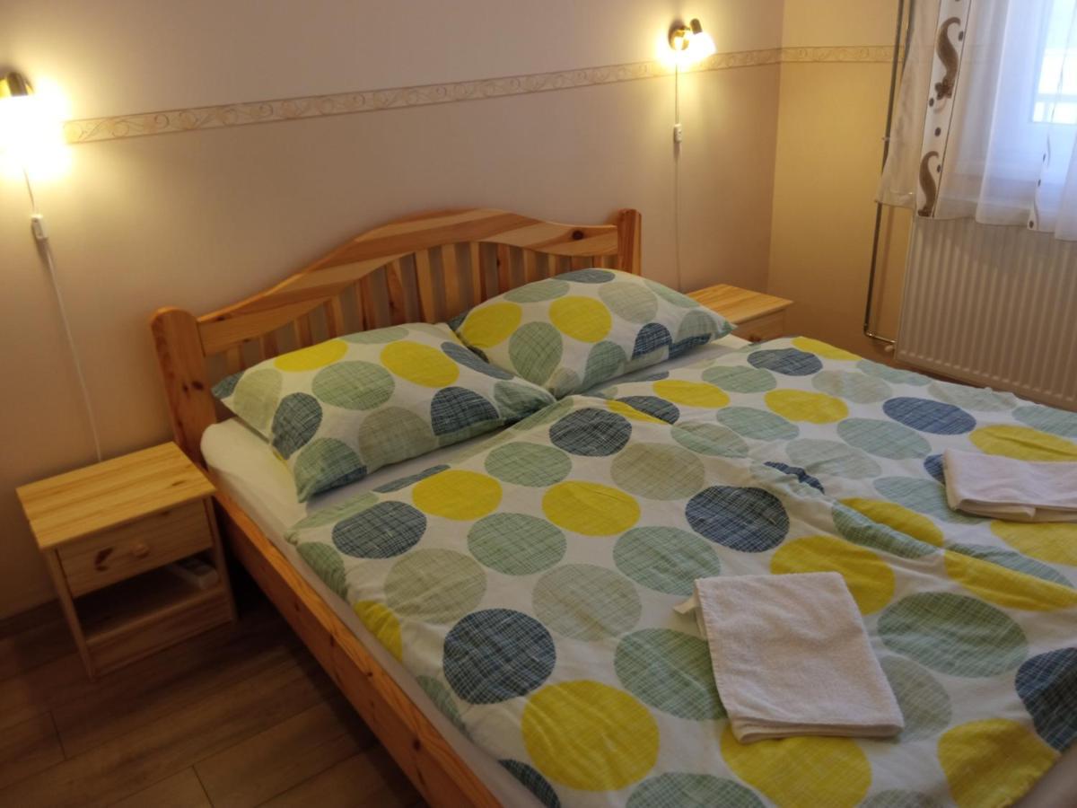Gyoengyvirag Apartmanhaz Hajduszoboszlo Luaran gambar